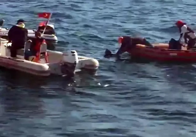 Kadıköy açıklarındaki can pazarı kamerada