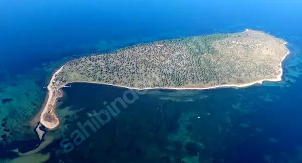 7 yıldızlı otel yapılmak üzere satın alınan ada, sit alanı ilan edilince satışa çıkarıldı 7 yıldızlı otel yapılmak üzere satın alınan ada, sit alanı ilan edilince satışa çıkarıldı