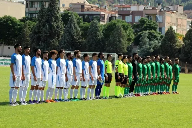 Salihli Belediyespor tek golle 3 puanı kaptı Salihli Belediyespor tek golle 3 puanı kaptı