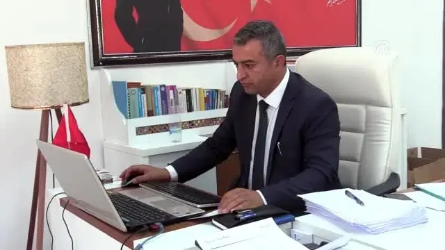 Teröristlerin yaktığı HEM modern binasında