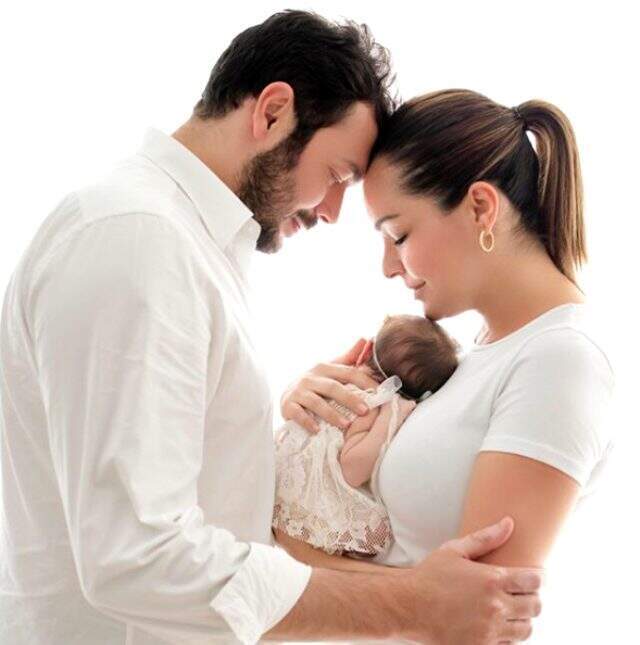 Ağustos ayında anne olan Bengü'nün yeni imajına beğeni yağdı