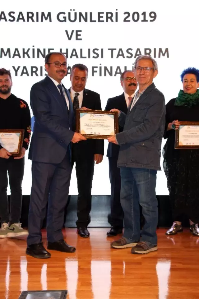 Akademisyenler makine halısının geleceğini tartıştı Akademisyenler makine halısının geleceğini tartıştı