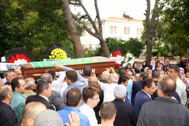 Aydınlı Hakim son yolculuğuna uğurlandı Aydınlı Hakim son yolculuğuna uğurlandı