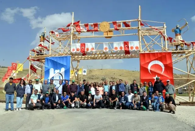 Bilecik ekibi Nemrut Dağında Bilecik ekibi Nemrut Dağında
