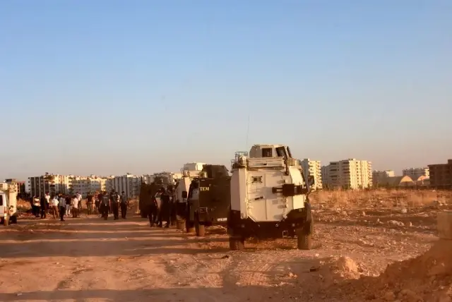 Bulduğu cisim elinde patlayan çoban yaralandı Bulduğu cisim elinde patlayan çoban yaralandı