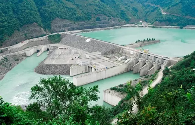 Çoruh Nehri'nden ekonomiye 6,8 milyar liralık katkı Çoruh Nehri'nden ekonomiye 6,8 milyar liralık katkı