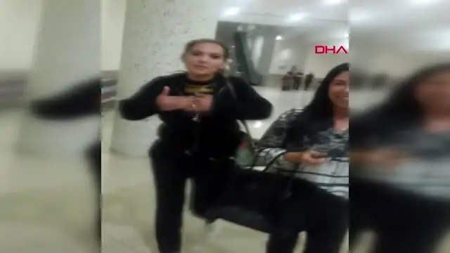 Demet akalın? Demet akalın?