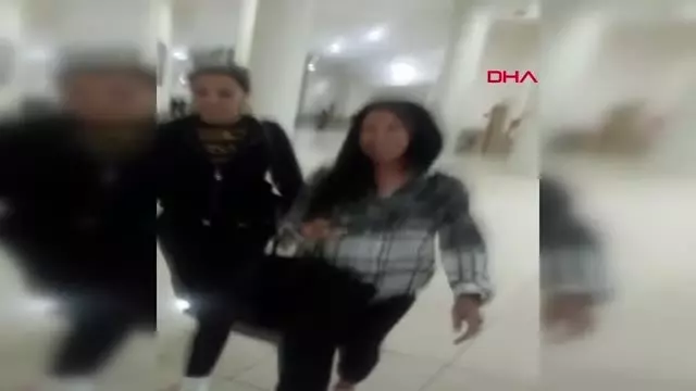 Demet akalın? Demet akalın?