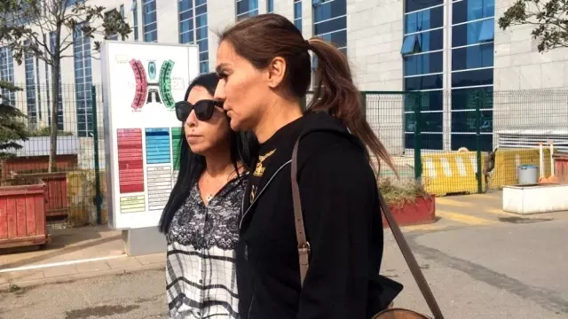 Demet Akalın'ın evine hacze gelen icra memuru hakim karşısına çıktı Demet Akalın'ın evine hacze gelen icra memuru hakim karşısına çıktı