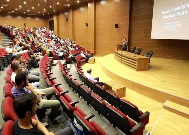 GAÜN'de Kudüs'ün Fethi konferansı verildi