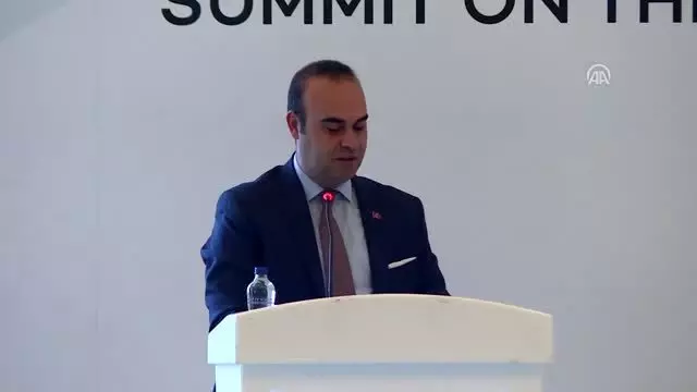 'Güçlü Bir Ulusal Ekonomi İçin Fikri Mülkiyetin Rolü' zirvesi (2) 'Güçlü Bir Ulusal Ekonomi İçin Fikri Mülkiyetin Rolü' zirvesi (2)