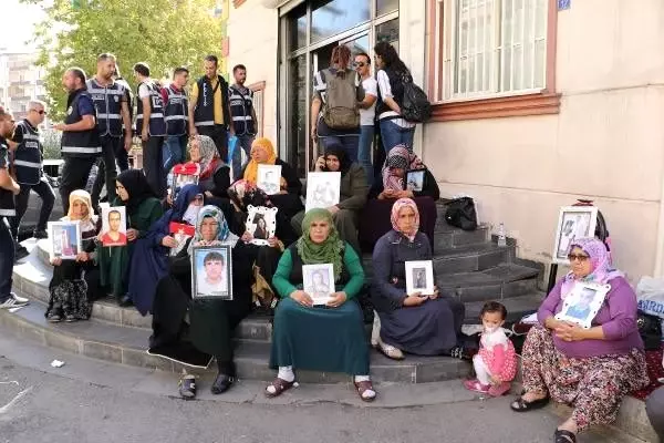 Hdp önündeki eylemde 35'inci gün Hdp önündeki eylemde 35'inci gün