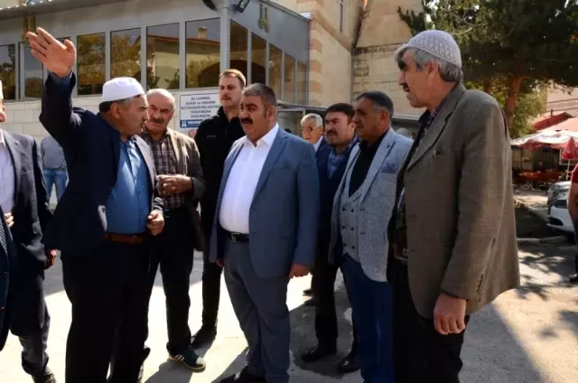 İki başkan omuz omuza İki başkan omuz omuza