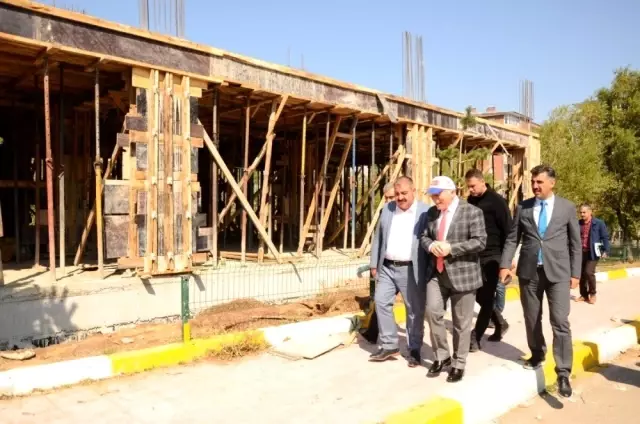 İki başkan omuz omuza İki başkan omuz omuza