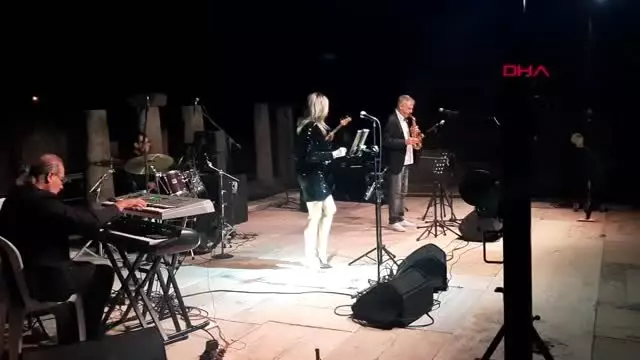 İzmir antik kent'teki konserin geliri eğitime destek olacak