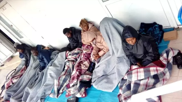 Muğla'da 18 düzensiz göçmen yakalandı Muğla'da 18 düzensiz göçmen yakalandı