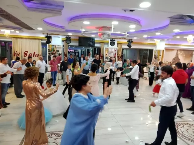 SANKON'u sevindiren düğün SANKON'u sevindiren düğün