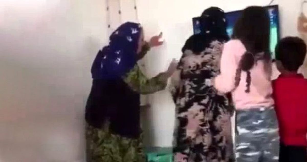 Şanlıurfalı ailenin at yarışı heyecanı izleyenleri güldürdü