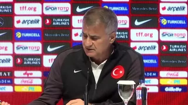 Şenol Güneş: 'Ligimizde istediğimiz tempoyu bulmadı takımlar' Şenol Güneş: 'Ligimizde istediğimiz tempoyu bulmadı takımlar'