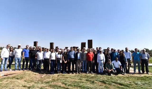 'Söğüt'ten Ahlat'a Kutlu Yolculuk' 'Söğüt'ten Ahlat'a Kutlu Yolculuk'