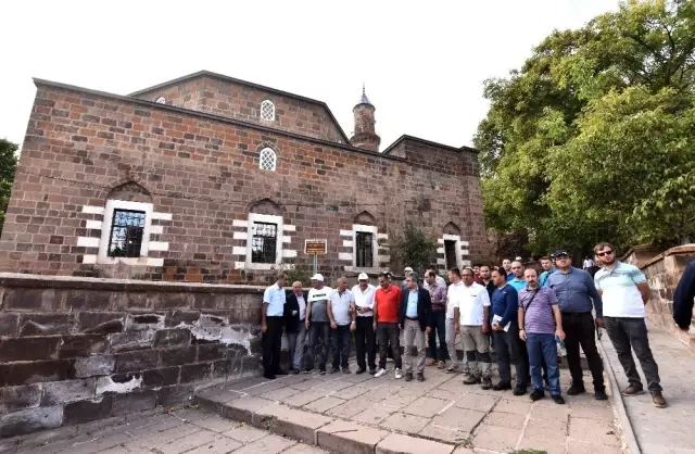 'Söğüt'ten Ahlat'a Kutlu Yolculuk' 'Söğüt'ten Ahlat'a Kutlu Yolculuk'