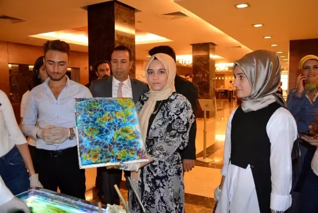 Tasarım günlerinde atölye çalışmalarına büyük ilgi Tasarım günlerinde atölye çalışmalarına büyük ilgi