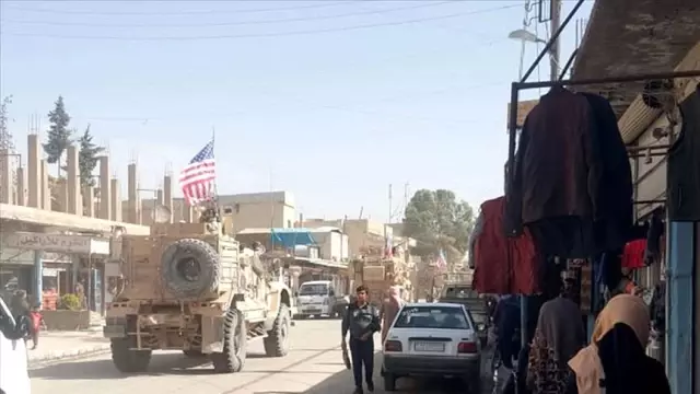 Türkiye'nin 'Barış Pınarı' harekatı YPG'yi endişendirdi! Amerika ile devriyeleri artırdılar Türkiye'nin 'Barış Pınarı' harekatı YPG'yi endişendirdi! Amerika ile devriyeleri artırdılar