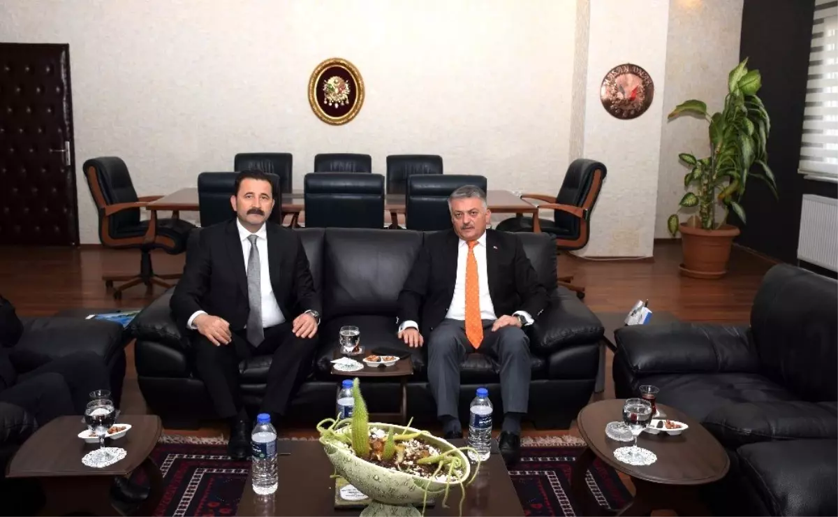 Vali Yazıcı'dan, Emniyet Müdürü Onar'a hayırlı olsun ziyareti