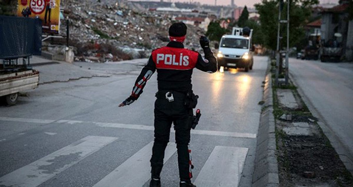 Yolcu minibüsünde 2 bin 758 adet extacy hap ele geçirildi