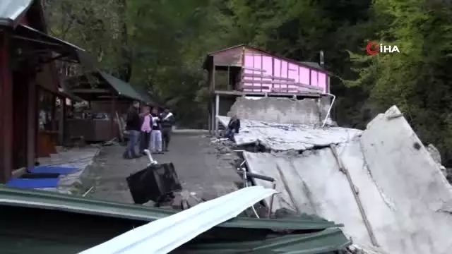 20 yıllık birikimi, sel felaketinde 1 gecede yok oldu 20 yıllık birikimi, sel felaketinde 1 gecede yok oldu