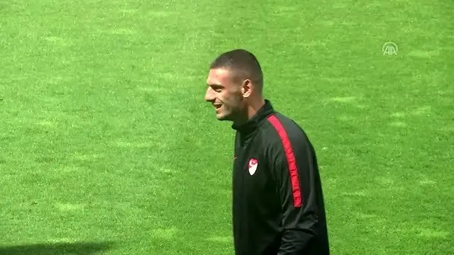 A Milli Takım hazırlıklarını sürdürdü A Milli Takım hazırlıklarını sürdürdü