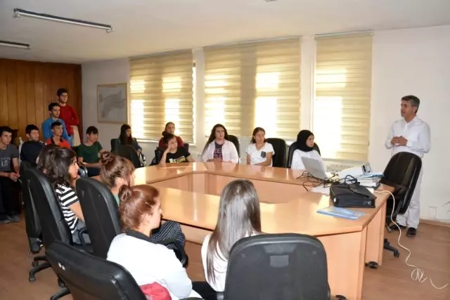 Adıyaman Belediyesi'nden stajyer öğrencilere iş güvenliği eğitimi