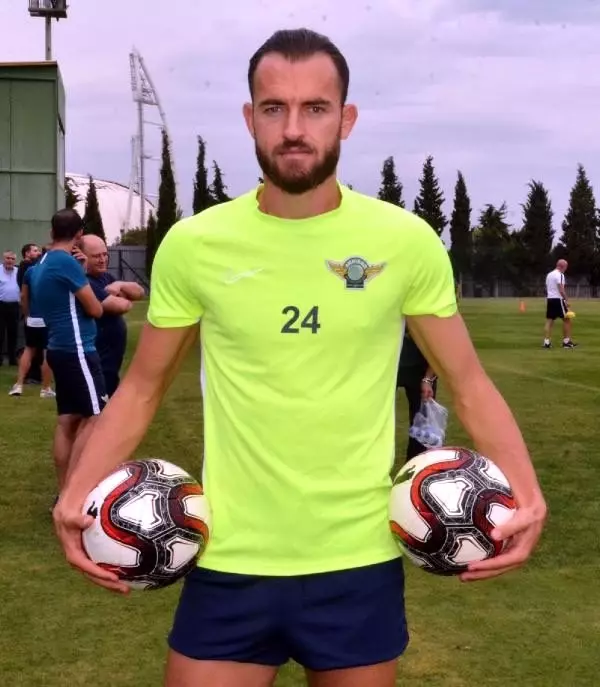 Akhisarlı cikalleshi bu kez türkiye'ye rakip Akhisarlı cikalleshi bu kez türkiye'ye rakip