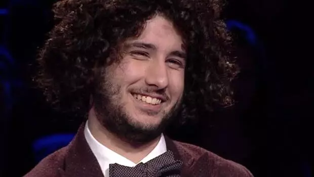 Arda Ayten: Tanımadığım meğer ne çok akrabam ve arkadaşım varmış! Arda Ayten: Tanımadığım meğer ne çok akrabam ve arkadaşım varmış!