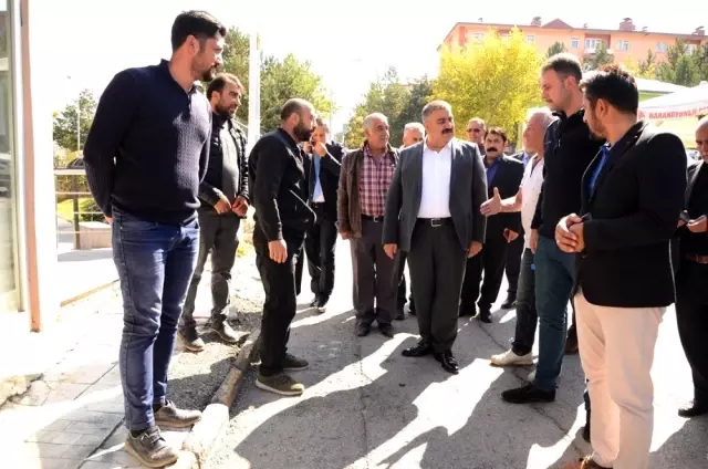 Başkan Sunar, esnafla bir araya geldi Başkan Sunar, esnafla bir araya geldi