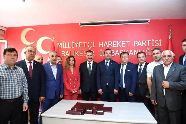 Başkan Yılmaz'dan Yüksel'e hayırlı olsun ziyareti Başkan Yılmaz'dan Yüksel'e hayırlı olsun ziyareti