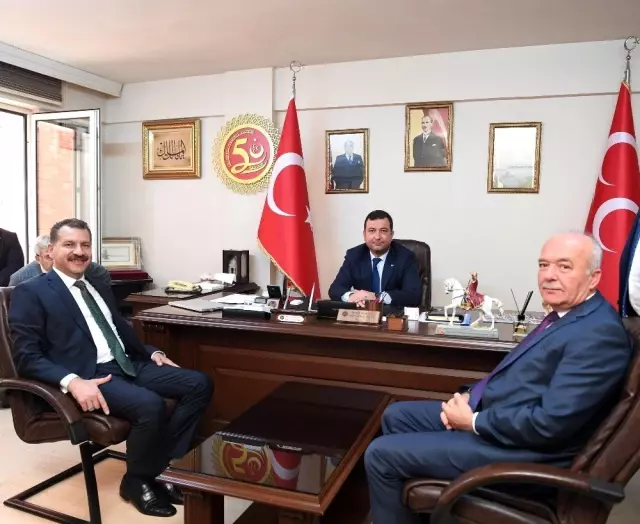 Başkan Yılmaz'dan Yüksel'e hayırlı olsun ziyareti Başkan Yılmaz'dan Yüksel'e hayırlı olsun ziyareti