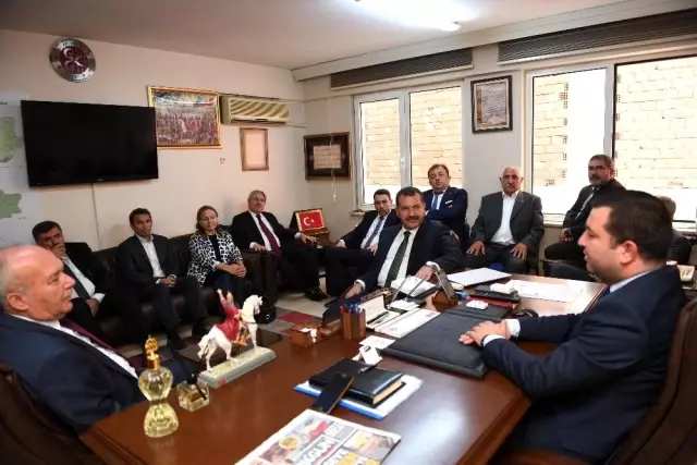 Başkan Yılmaz'dan Yüksel'e hayırlı olsun ziyareti Başkan Yılmaz'dan Yüksel'e hayırlı olsun ziyareti