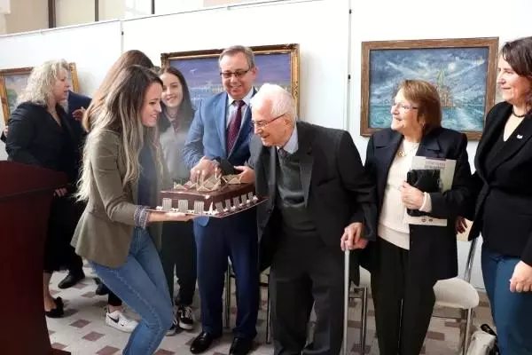 Edirneli ressam 89'uncu yaşını sergide kutladı