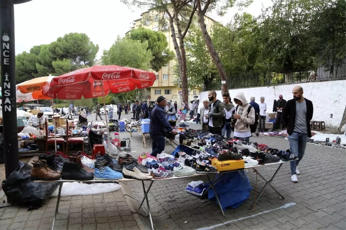 Efeler Belediyesi Bit Pazarı'nda düzenleme yaptı