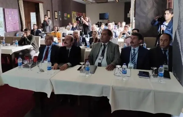 Endemik tür 'tavas kurbağası' tel örgüyle korunacak Endemik tür 'tavas kurbağası' tel örgüyle korunacak