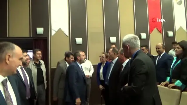 'Kim Milyoner Olmak İster' adlı yarışmada 1 milyon kazanan Arda'ya KSÜ'den onur ödülü 'Kim Milyoner Olmak İster' adlı yarışmada 1 milyon kazanan Arda'ya KSÜ'den onur ödülü
