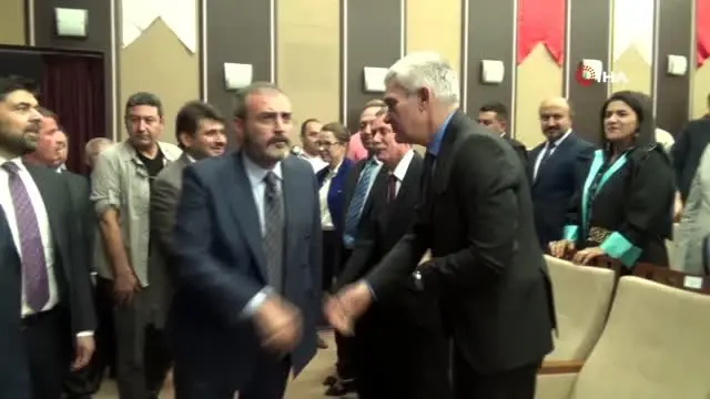 'Kim Milyoner Olmak İster' adlı yarışmada 1 milyon kazanan Arda'ya KSÜ'den onur ödülü 'Kim Milyoner Olmak İster' adlı yarışmada 1 milyon kazanan Arda'ya KSÜ'den onur ödülü