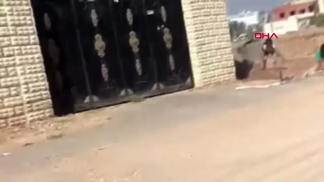 Bu kez de kaçak elektriği önleyen panoyu söktüler Bu kez de kaçak elektriği önleyen panoyu söktüler