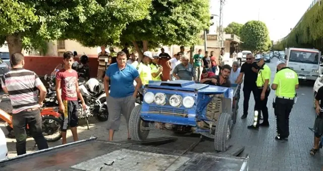 Önü otomobil, arkası at arabası olan araç trafikten men edildi Önü otomobil, arkası at arabası olan araç trafikten men edildi