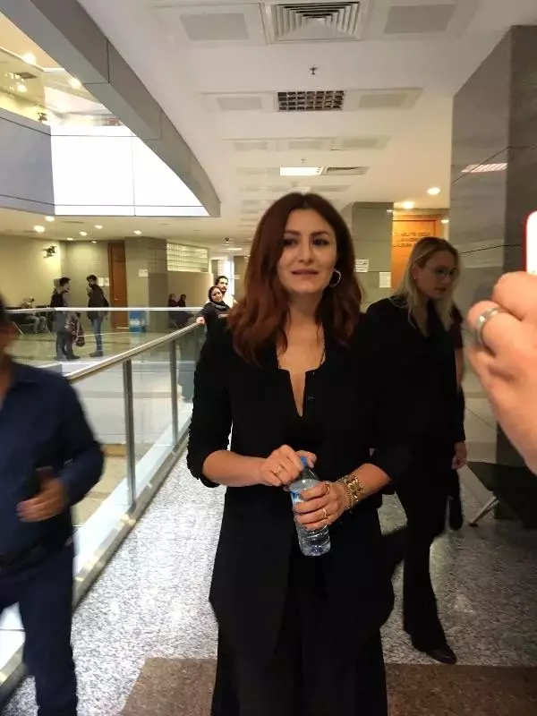 Oyuncu deniz çakır hakim karşısında Oyuncu deniz çakır hakim karşısında
