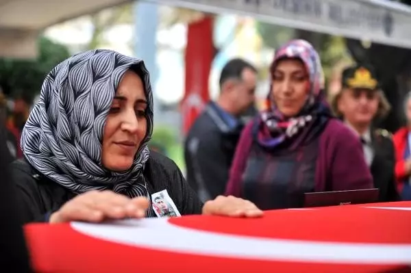 Şehit sözleşmeli er, bursa'da son yolculuğuna uğurlandı