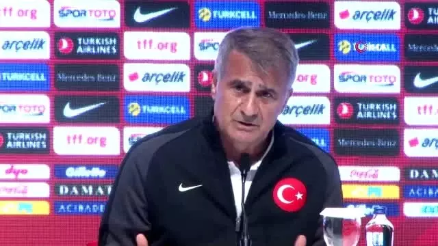 Şenol Güneş: 'Arnavutluk maçı en önemli maçımız' -3- Şenol Güneş: 'Arnavutluk maçı en önemli maçımız' -3-
