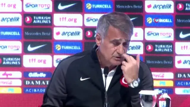 Şenol Güneş: 'Arnavutluk maçı en önemli maçımız' -3- Şenol Güneş: 'Arnavutluk maçı en önemli maçımız' -3-