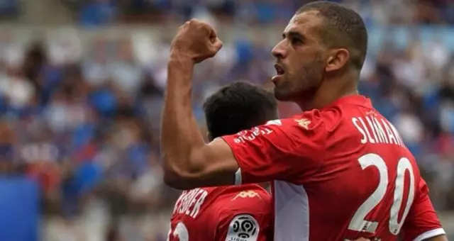 Slimani, Fransa'da Eylül ayının en iyi oyuncusu oldu Slimani, Fransa'da Eylül ayının en iyi oyuncusu oldu